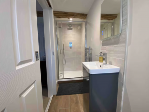 Screenshot 2025-03-04 at 17.23.33